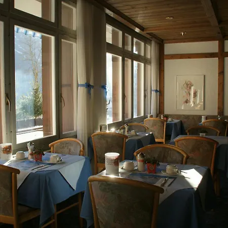 Ξενοδοχείο Hotel Residence Γκρίντελβαλντ