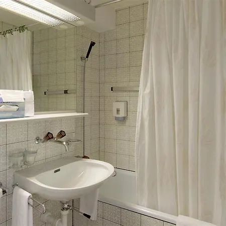 Hotel Residence 3* Γκρίντελβαλντ