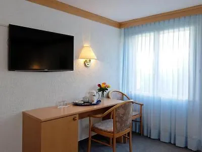 里斯登公寓酒店 格林德瓦