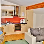 מלון Hotel Residence
